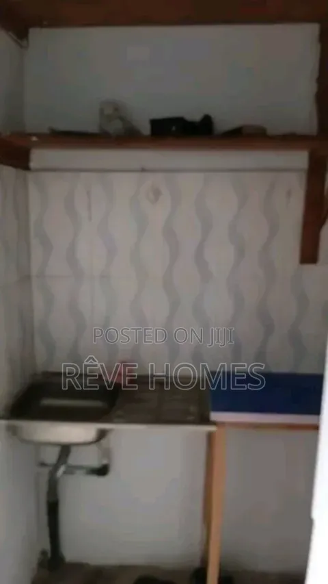 1bdrm Apartment in Iwaya for rent in Iwaya