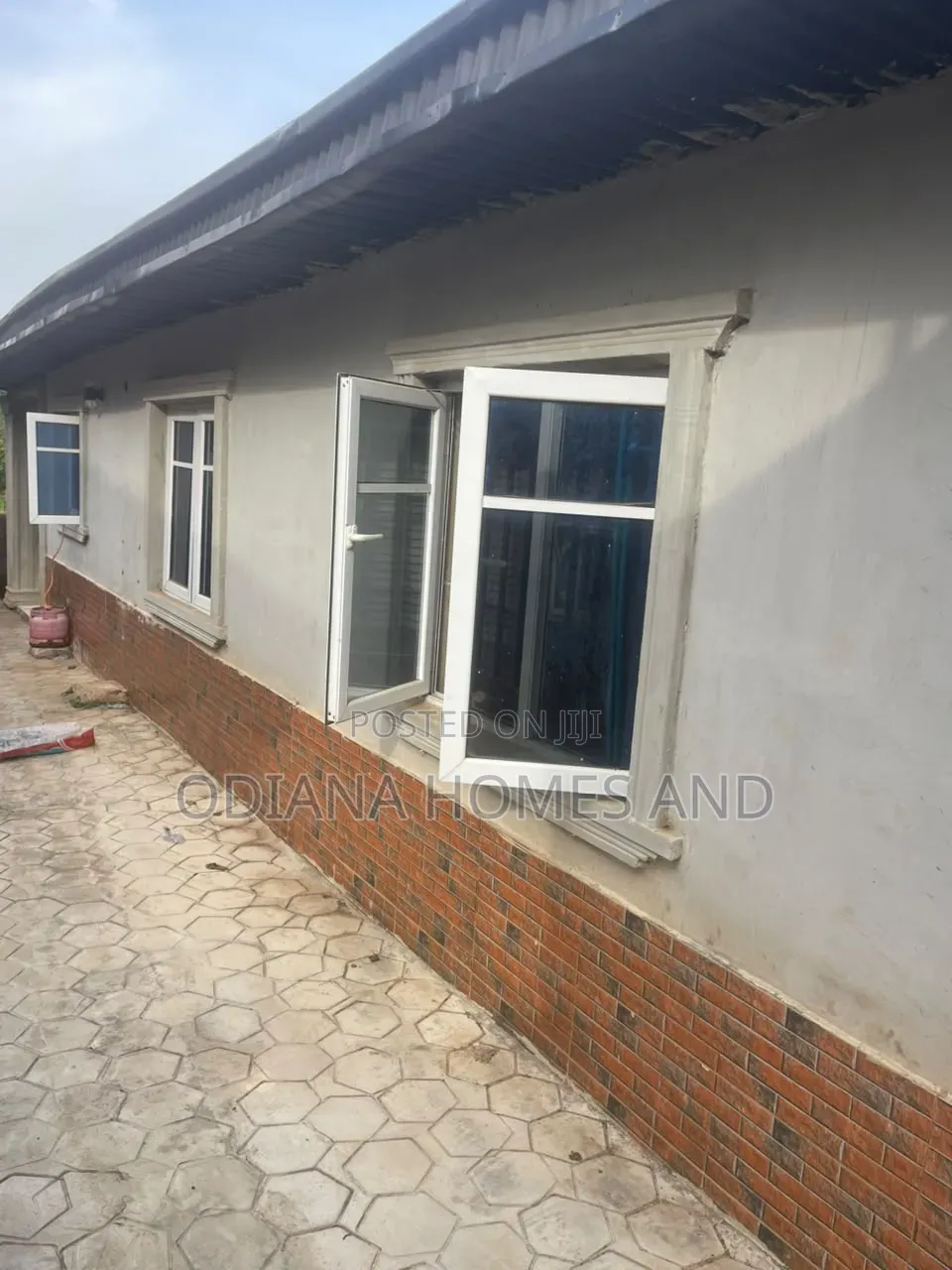 Furnished 3bdrm Bungalow in Apapa, Moniya for sale in Moniya