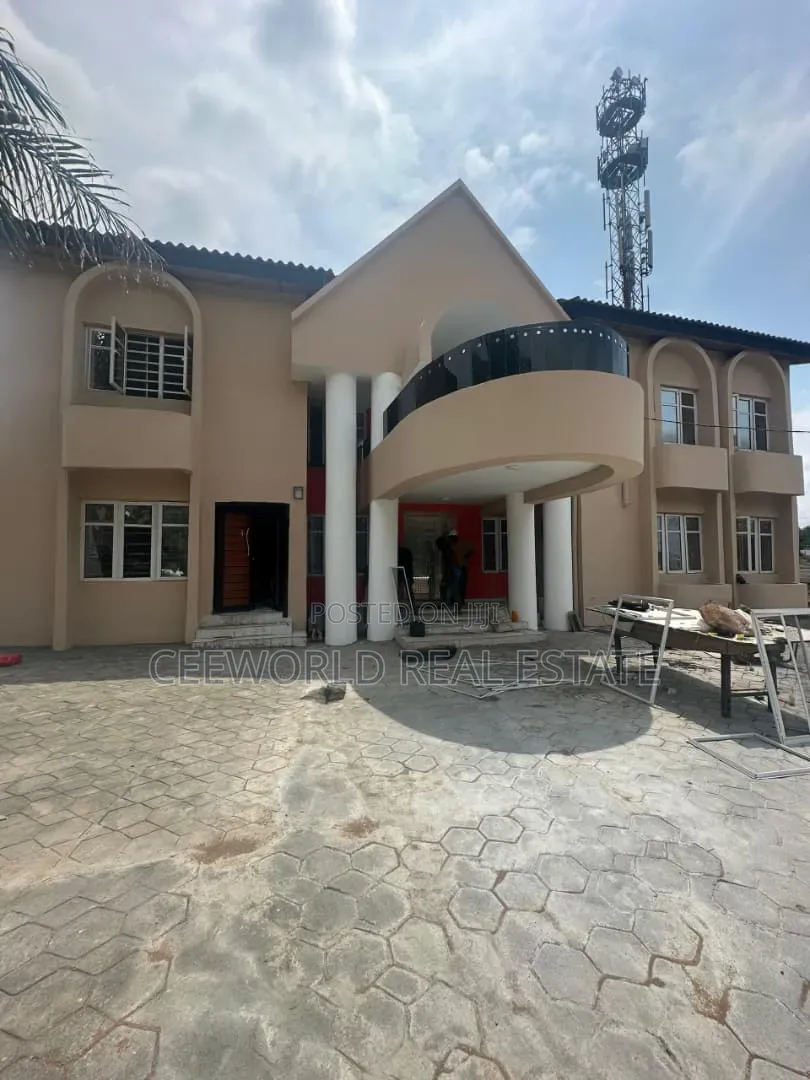 2bdrm Duplex in Alalubosa Gra for rent in Alalubosa