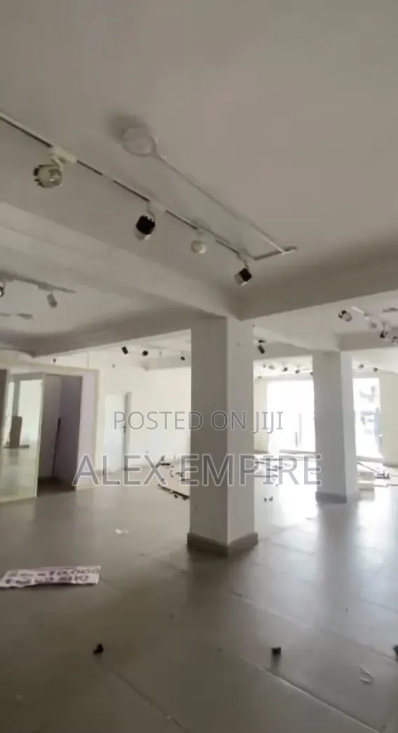 Show Room With Warehouse for Lease in Amuwo in Festac