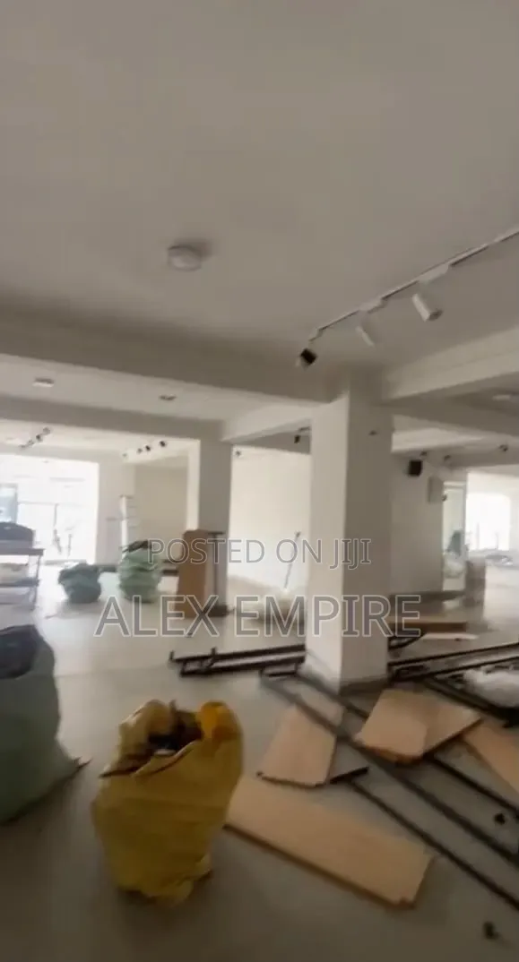 Show Room With Warehouse for Lease in Amuwo in Festac