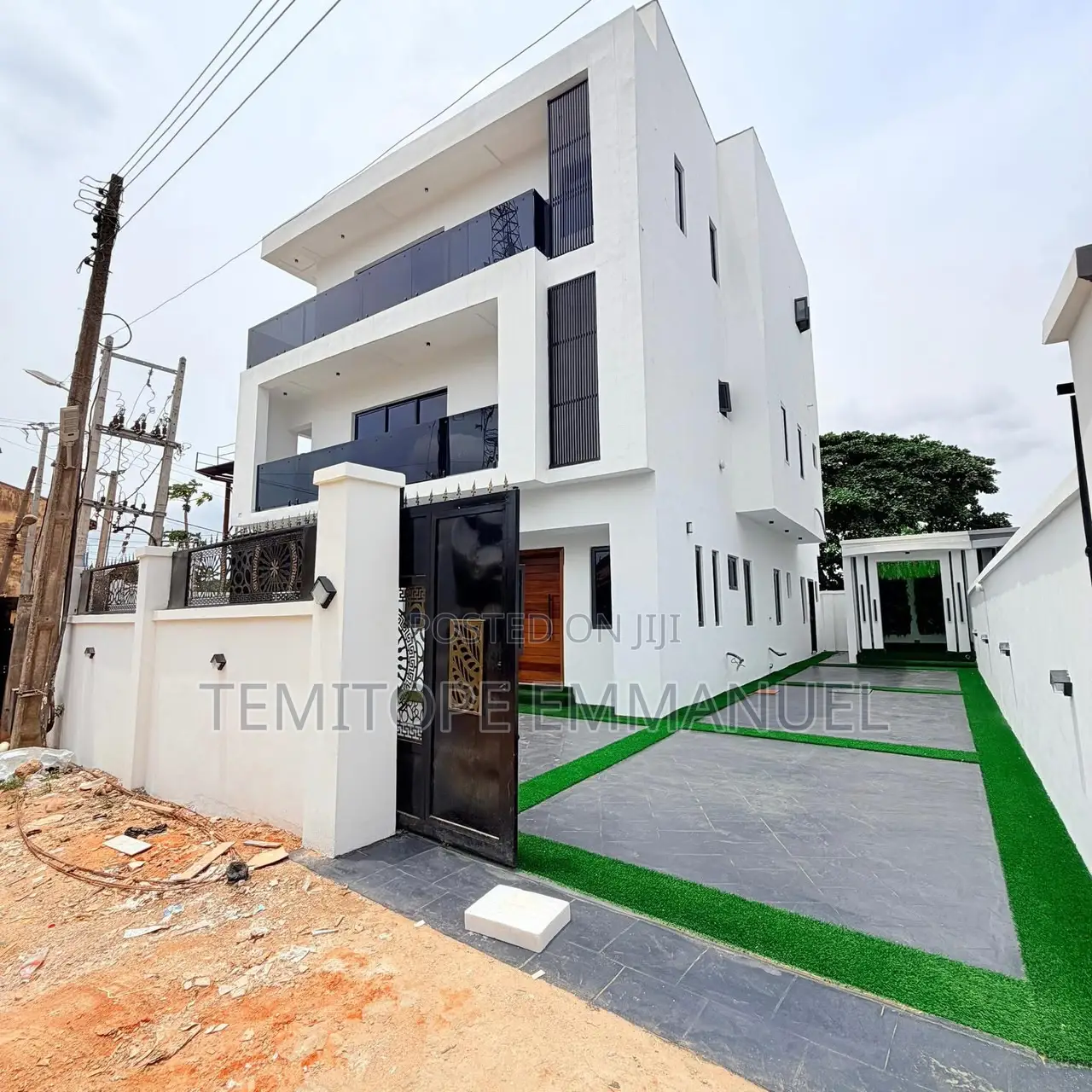 Furnished 4bdrm Duplex in Agege for sale in Agege