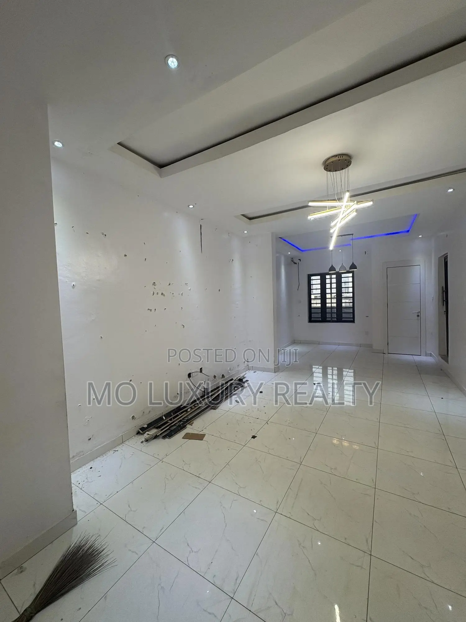 3bdrm Apartment in Ikate for sale in Ikate