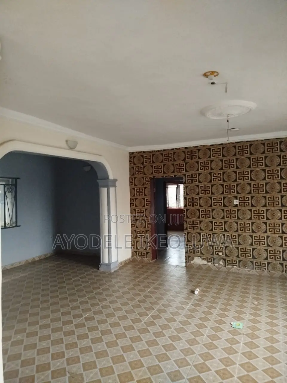 2bdrm Apartment in Afolabi, Akesan for rent in Akesan