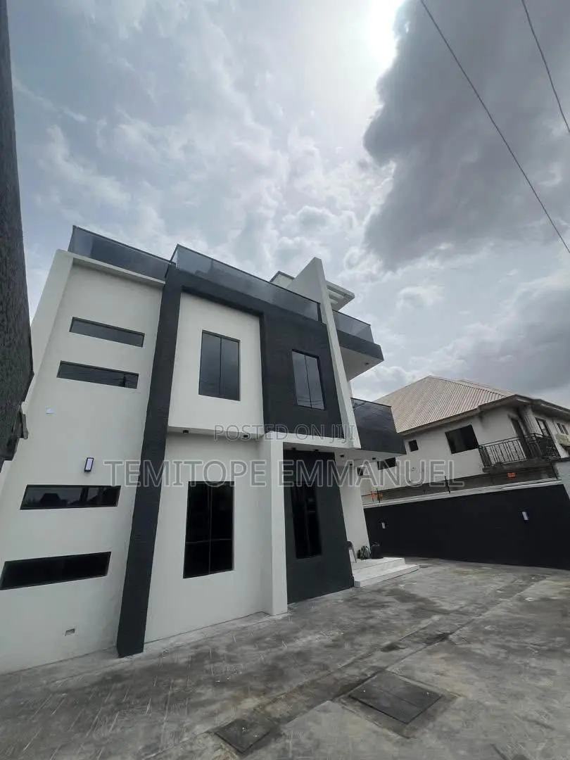 Furnished 5bdrm House in Omole Phase 2 for sale in Omole Phase 2