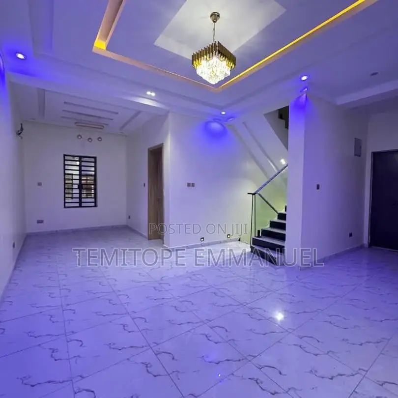 Furnished 4bdrm Duplex in Ebute Metta for sale in Ebute Metta