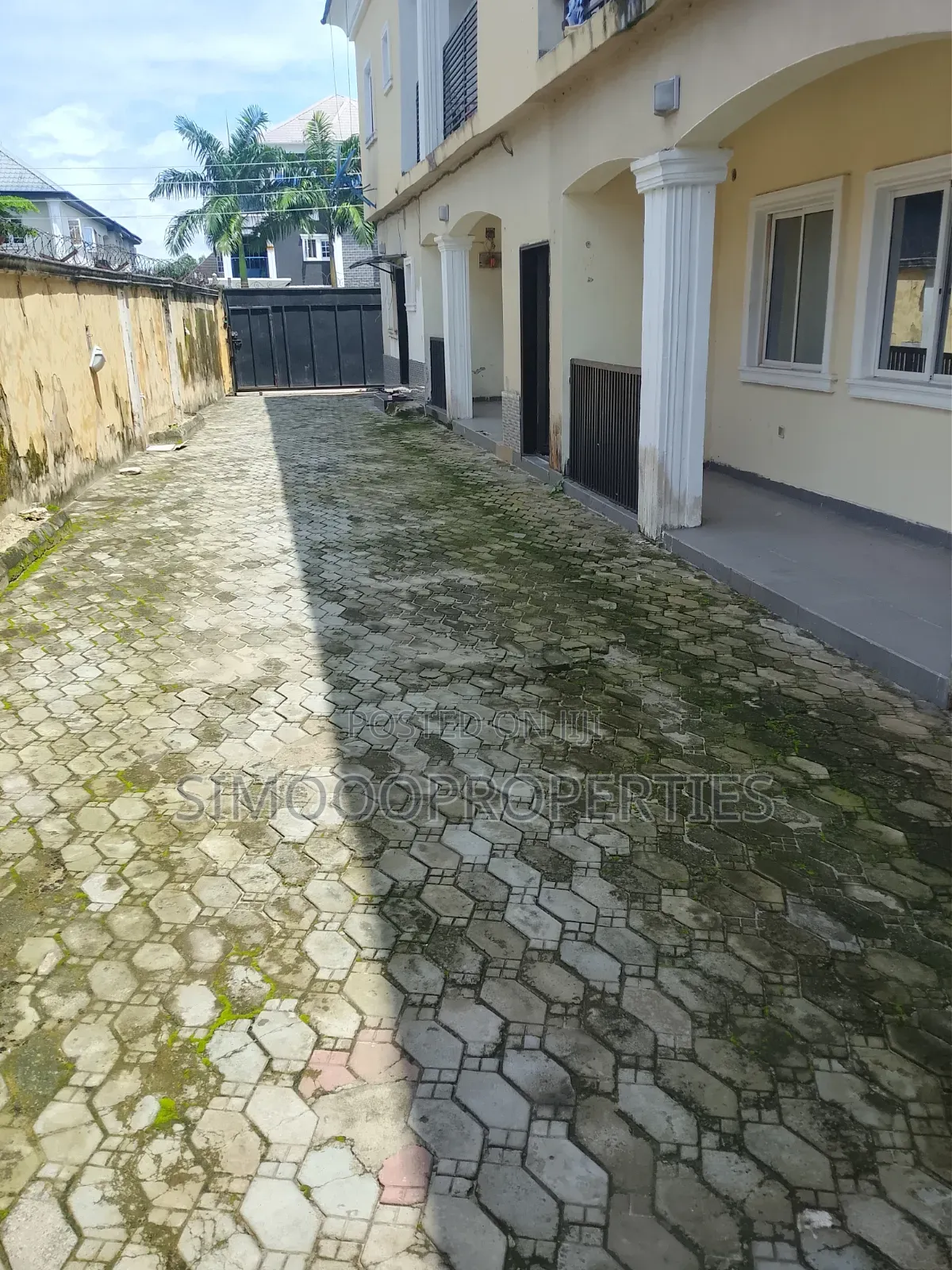 2bdrm Block of Flats in Ogunfayo Estate, Awoyaya for rent in Awoyaya