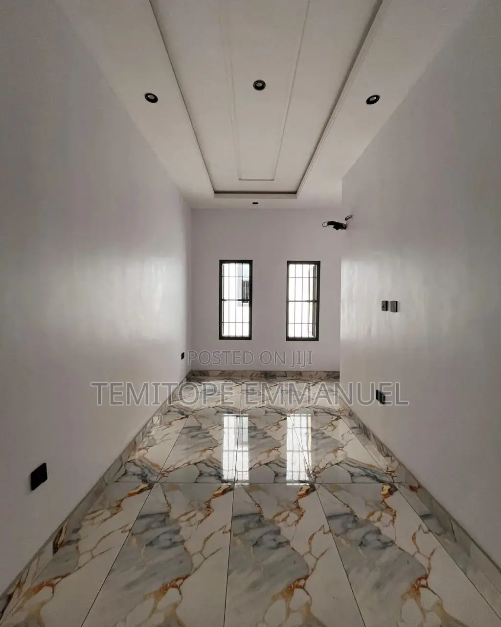 Furnished 4bdrm Duplex in GRA Phase 1 for sale in GRA Phase 1