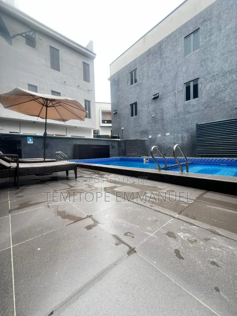 Furnished 5bdrm Duplex in Ologolo for sale in Ologolo