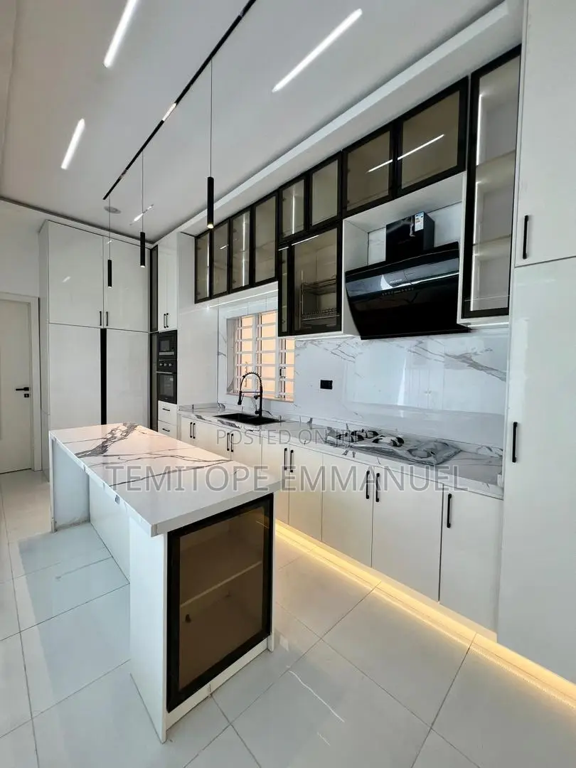 Furnished 5bdrm Duplex in Old Ikoyi for sale in Old Ikoyi