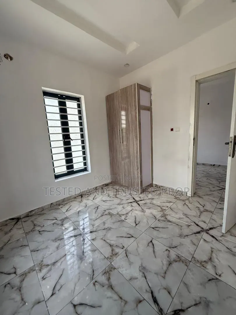 Mini Flat in Opposite Chevron, Ikota for rent in Ikota