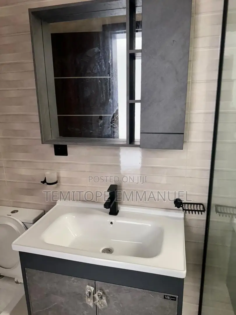 Furnished 2bdrm Apartment in Lekki for sale in Lekki