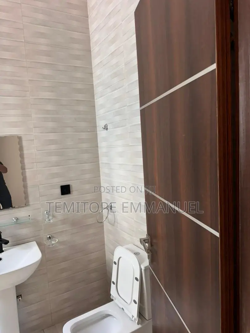 Furnished 2bdrm Apartment in Lekki for sale in Lekki