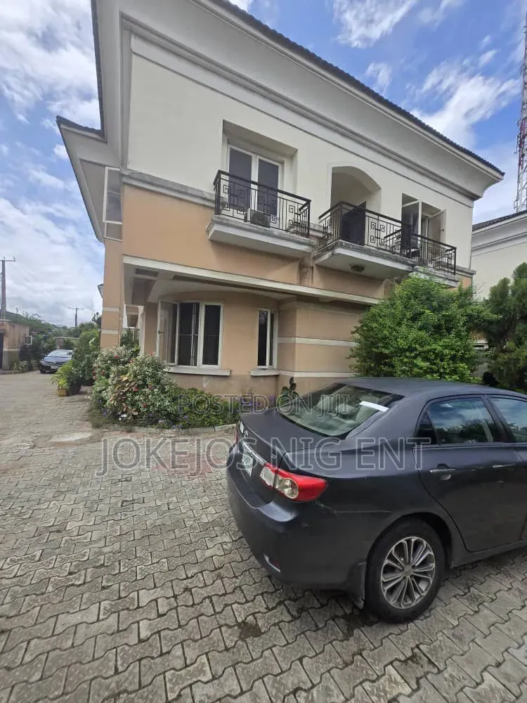 Furnished 6bdrm Duplex in Lekki Phase 1 for rent in Lekki Phase 1