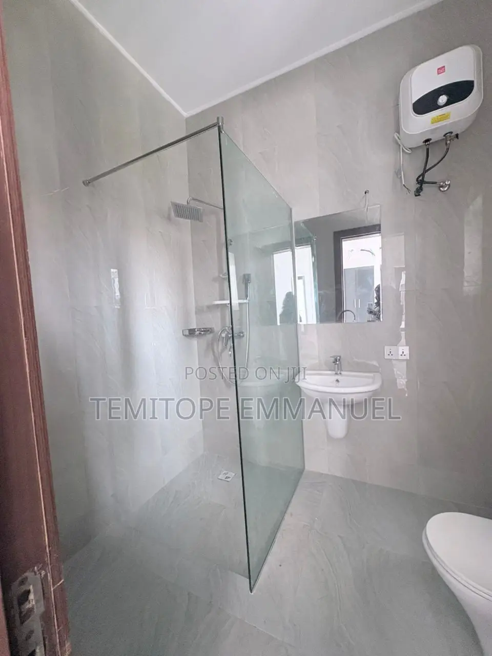 Furnished 4bdrm Duplex in Lekki Phase 1 for sale in Lekki Phase 1