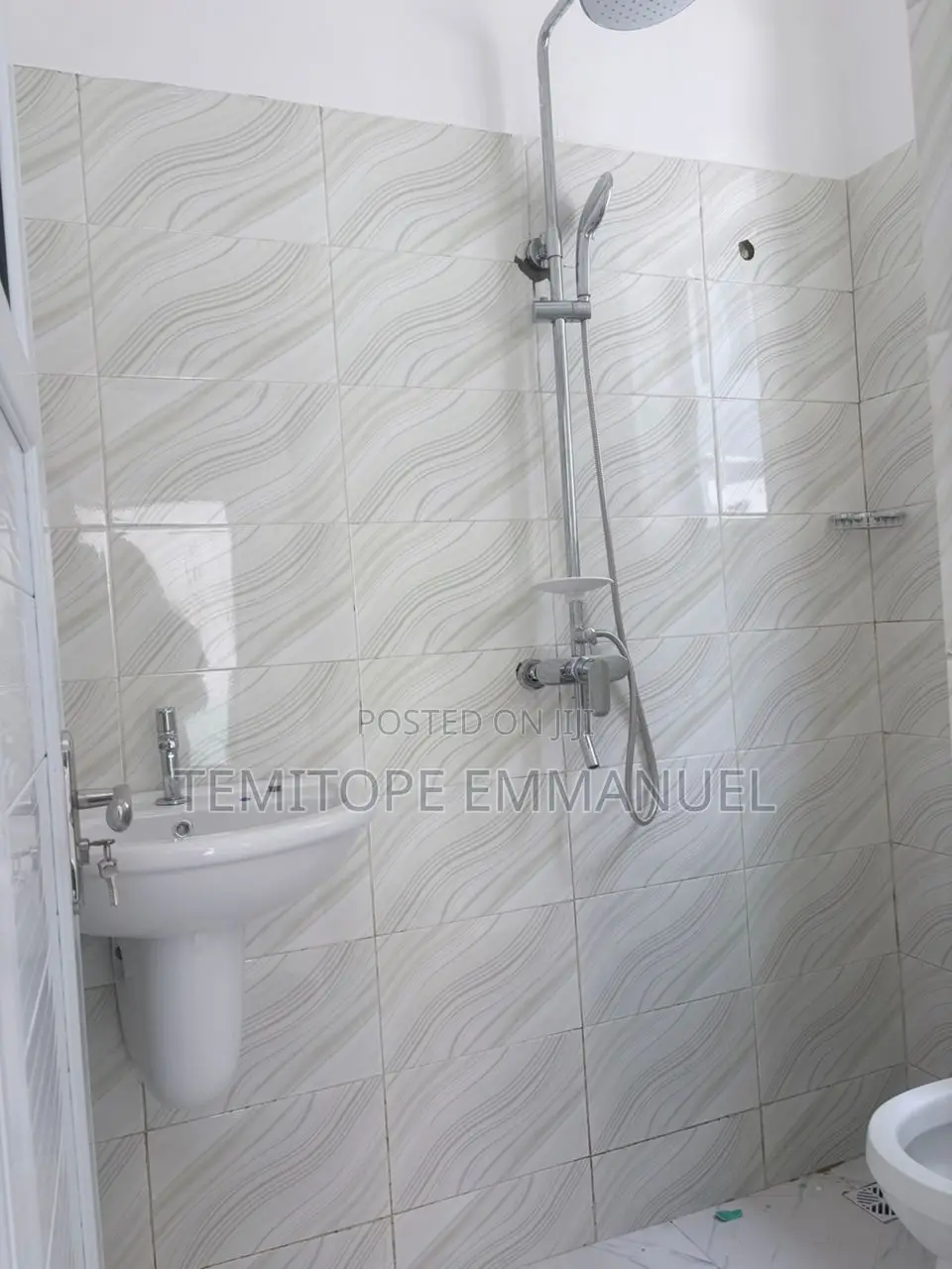 Furnished 4bdrm Duplex in Lekki Phase 1 for sale in Lekki Phase 1