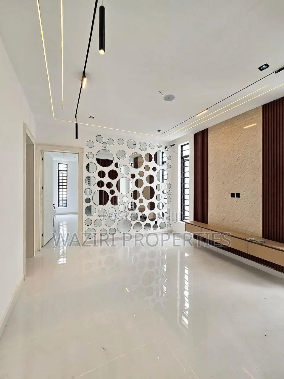 5bdrm House in Ikate for sale in Ikate