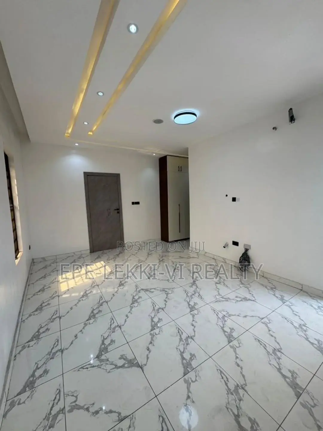 4bdrm Duplex in Lekki for sale in Lekki