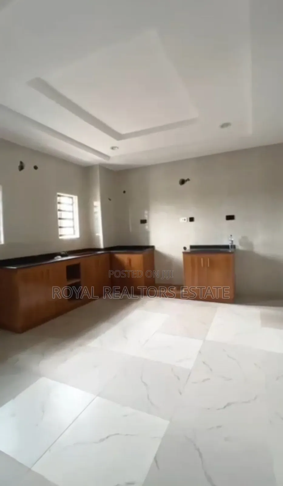 4bdrm Townhouse/Terrace in Gaduwa for sale in Gaduwa