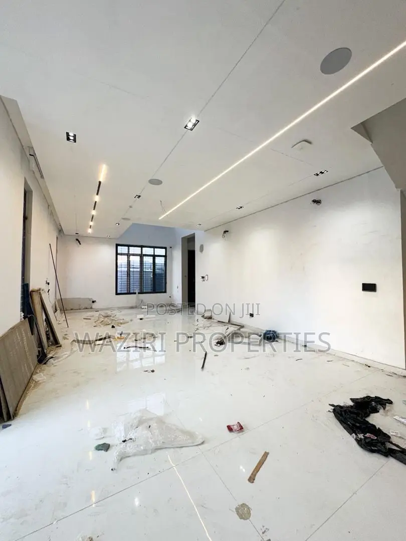 5bdrm House in Lekki Phase 1 for sale in Lekki Phase 1
