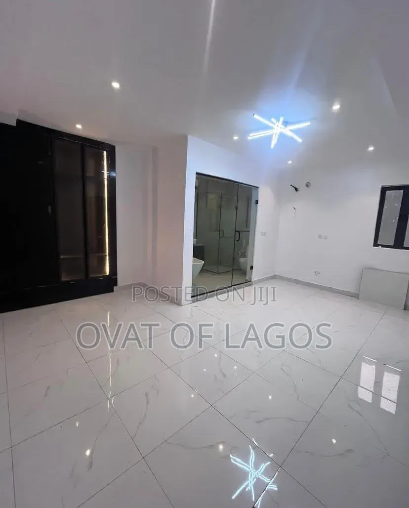 1bdrm Apartment in Freedom Way, Lekki Phase 1 for sale in Lekki Phase 1