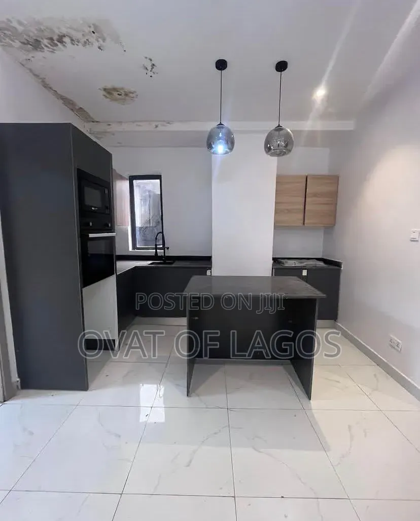 1bdrm Apartment in Freedom Way, Lekki Phase 1 for sale in Lekki Phase 1