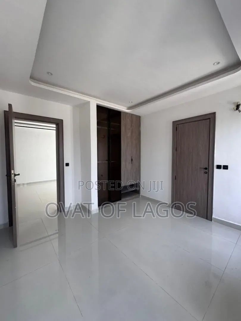 2bdrm Apartment in Lekki Phase 1 for rent in Lekki Phase 1