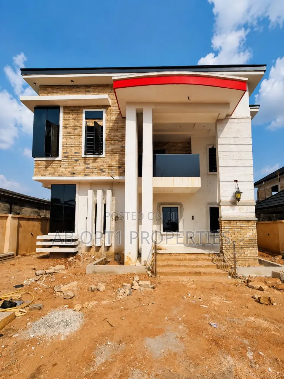 5bdrm Duplex in Ogunwenyi, Gra, Benin City for sale in Benin City