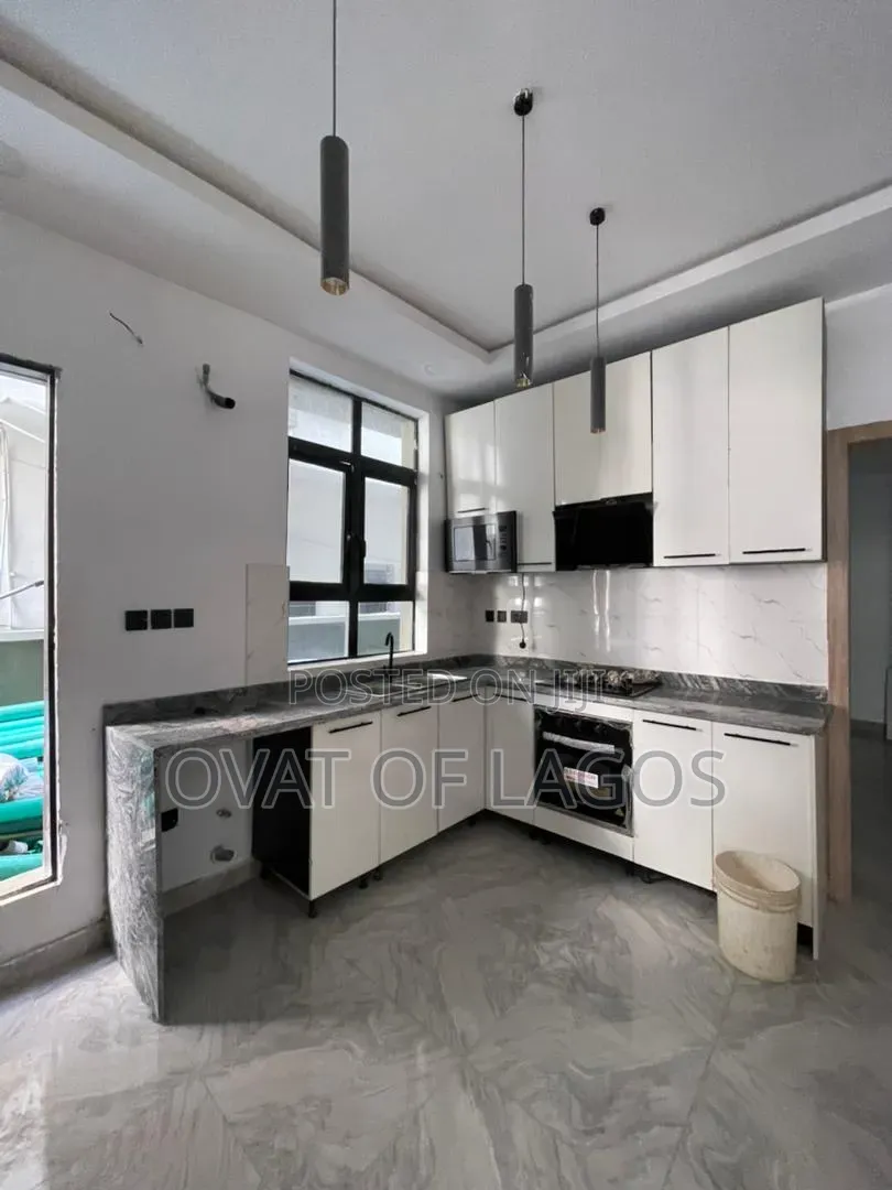 1bdrm Apartment in Ikota for sale in Ikota