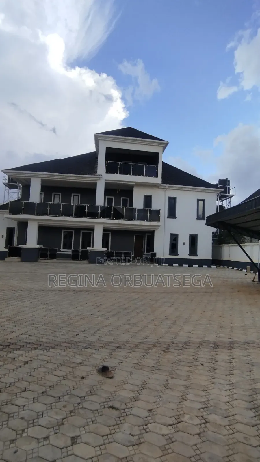 5bdrm Duplex in Jos for sale in Jos