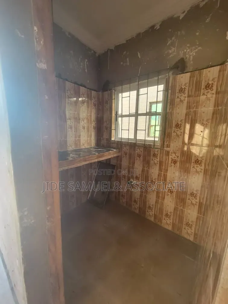 1bdrm Apartment in Ayobo for rent in Ayobo