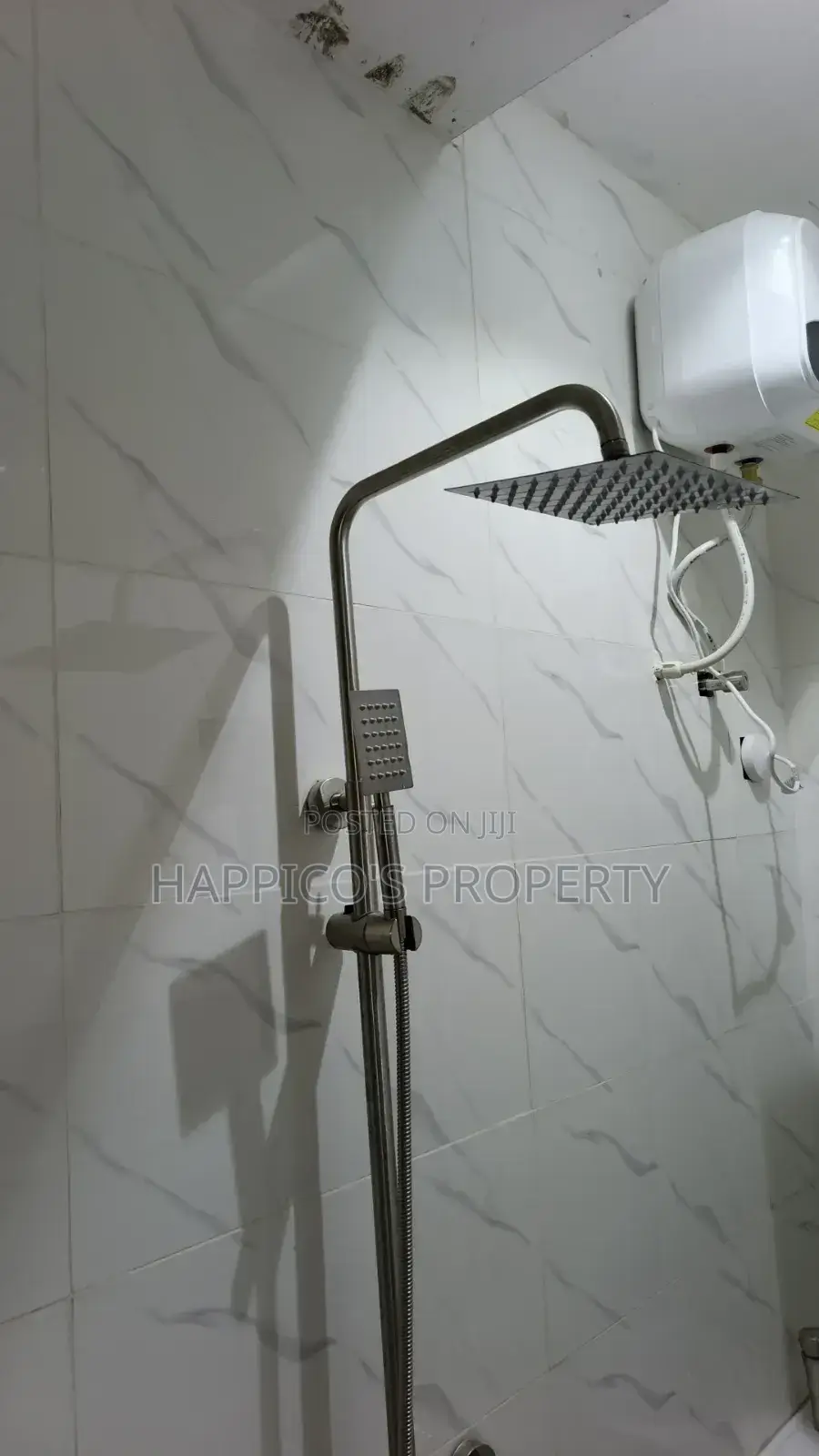 Mini Flat in Pedro, Iwaya for rent in Iwaya