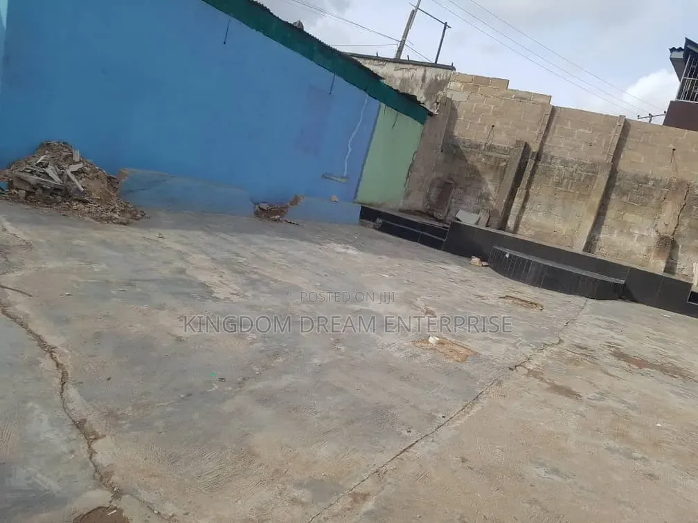 3 Bedrm Bungalow With Car Wash Bar 676sqm Of Landc Of O in Ifako-Ogba