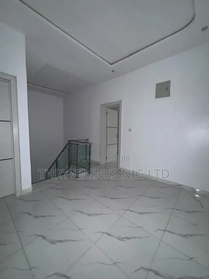 4bdrm Duplex in Sangotedo for sale in Sangotedo