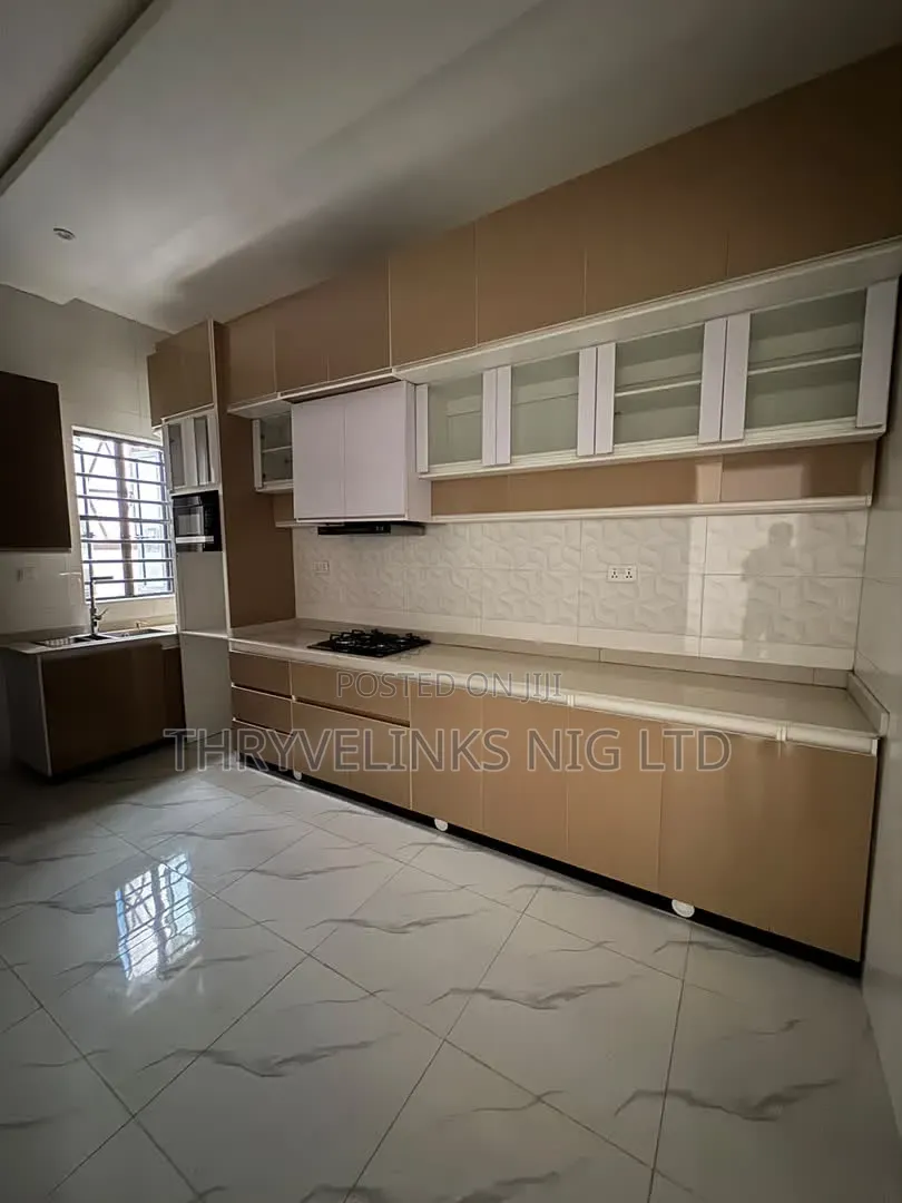 4bdrm Duplex in Sangotedo for sale in Sangotedo