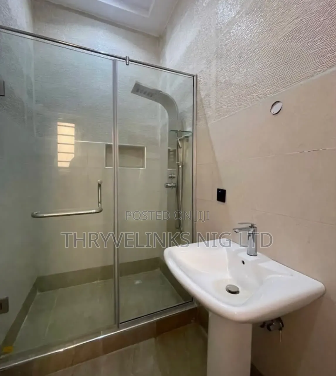3bdrm Apartment in Lekki Phase 1 for rent in Lekki Phase 1