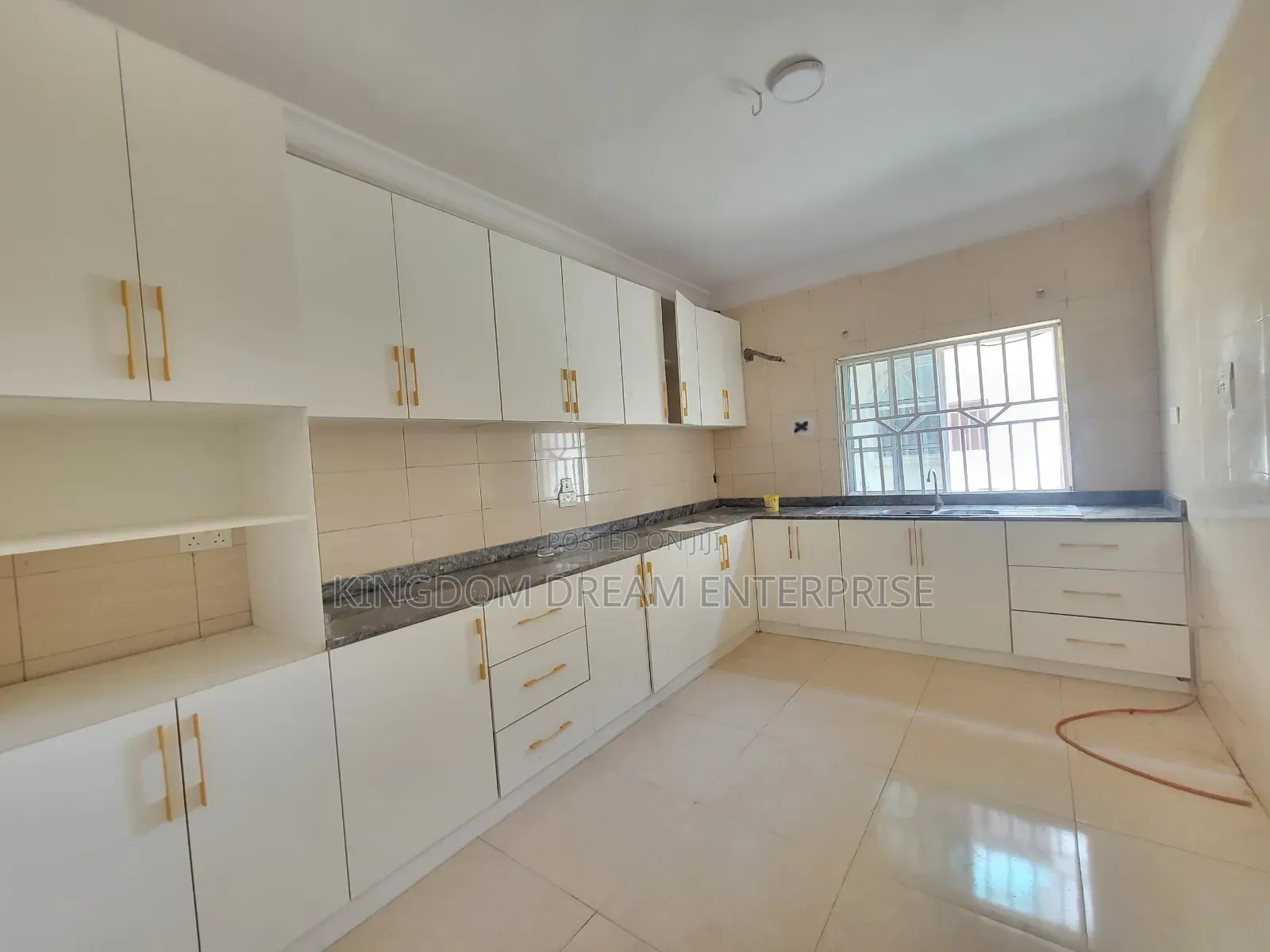 4bdrm Duplex in Badore Road Ajah for rent in Ado / Ajah