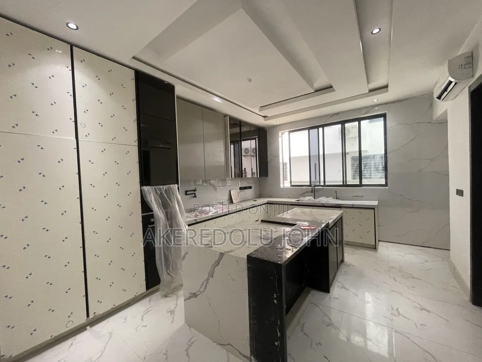5bdrm Duplex in Katampe Extension for sale in Katampe Extension