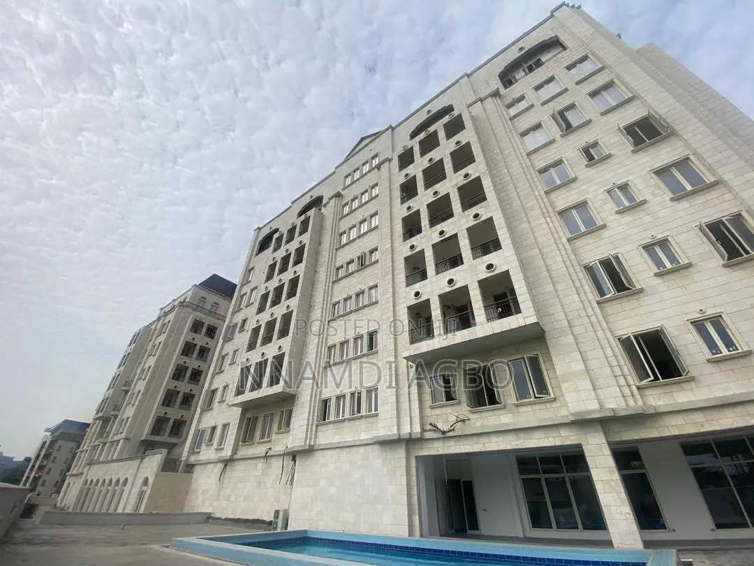 4bdrm Apartment in Kofo Abayomi for rent in Kofo Abayomi