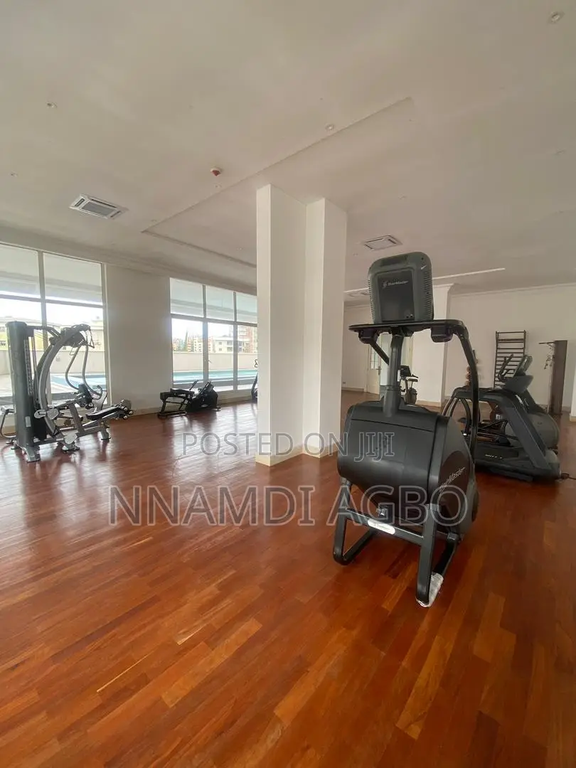 4bdrm Apartment in Kofo Abayomi for rent in Kofo Abayomi