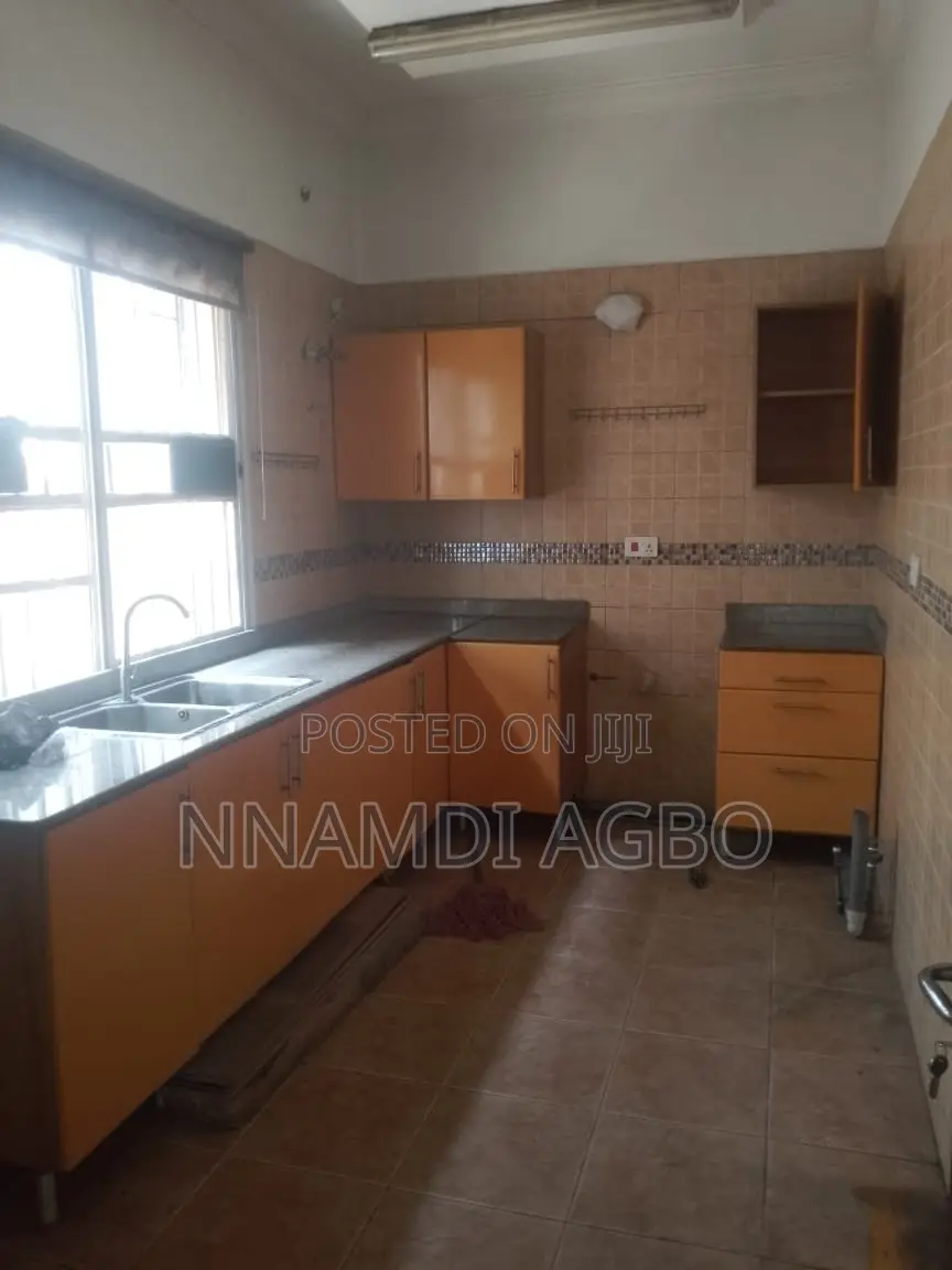2bdrm Apartment in Lekki Phase 1 for rent in Lekki Phase 1