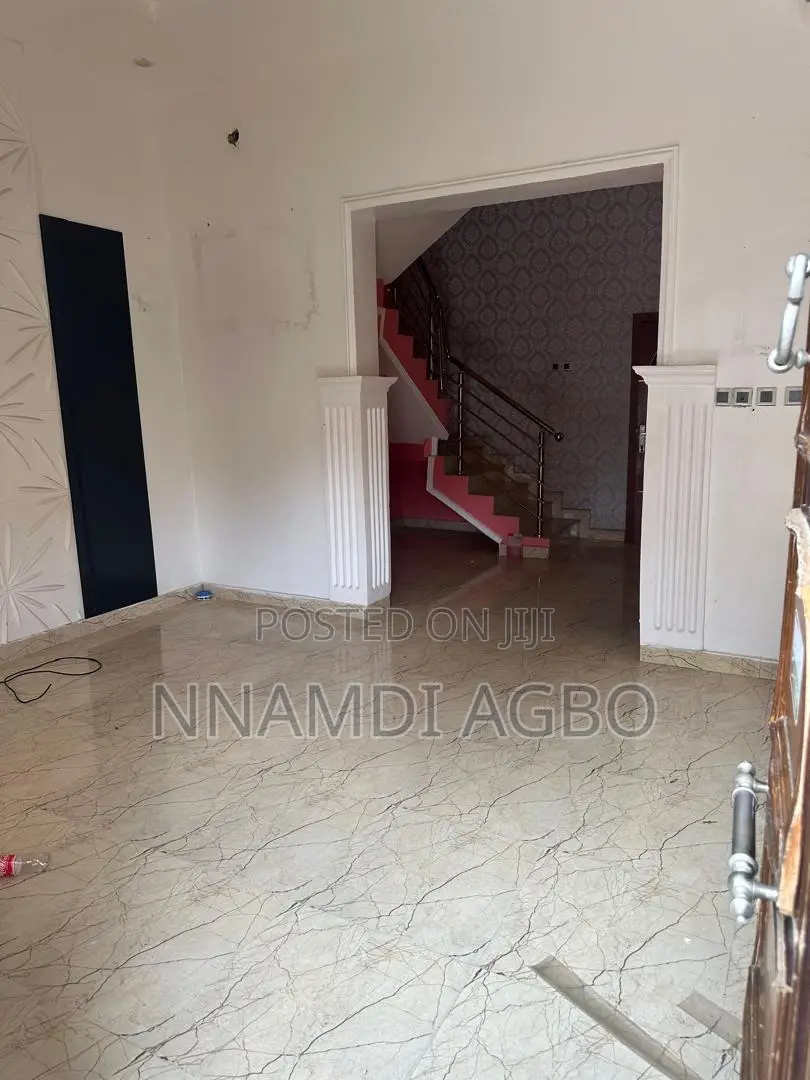 3bdrm Duplex in Chevron for rent in Chevron