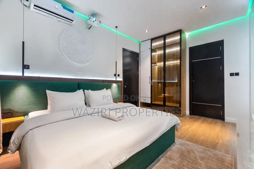 Cinematic 1 Bedroom Apartment With Pool and Ps5 in Ikate