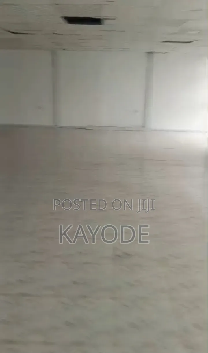 75sqm and 135sqm Office Space in Ademola Adetokunbo