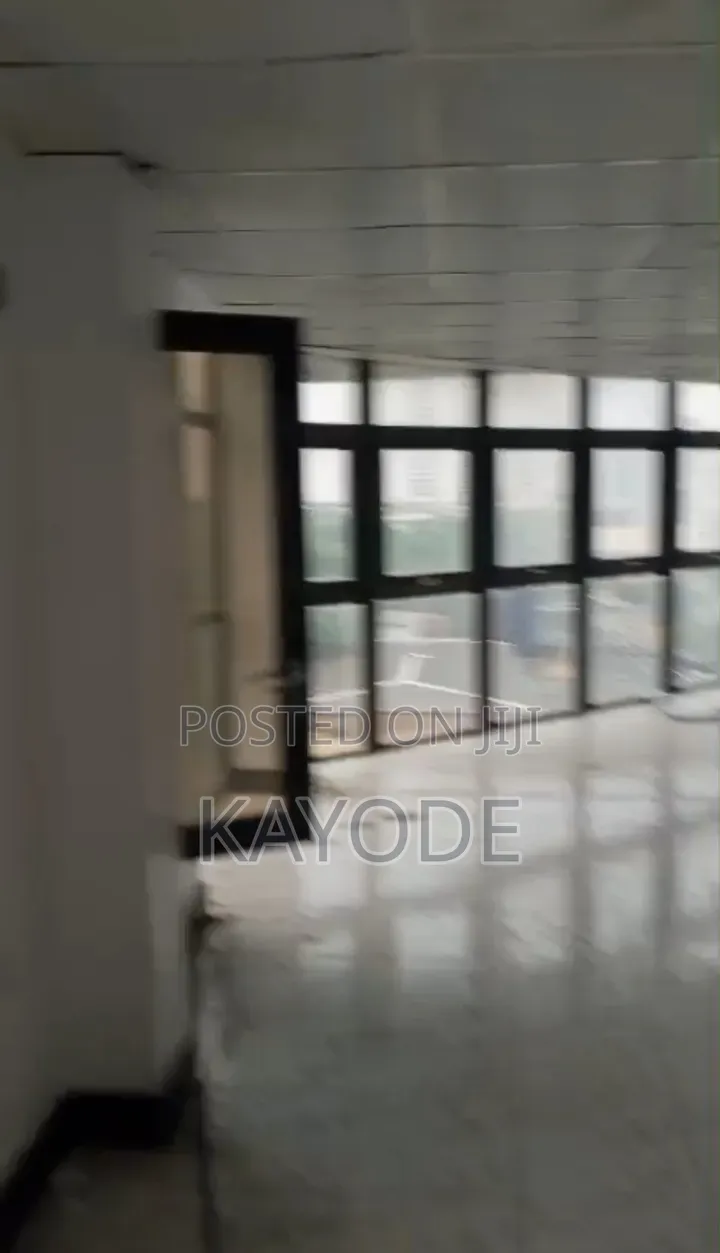 75sqm and 135sqm Office Space in Ademola Adetokunbo