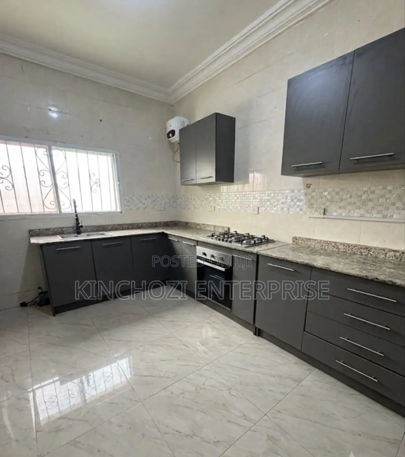 2bdrm Apartment in Lekki Enclave Road, for rent in Ikate