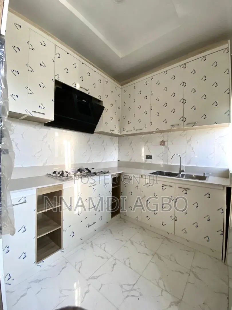 2bdrm Apartment in Ikate for sale in Ikate