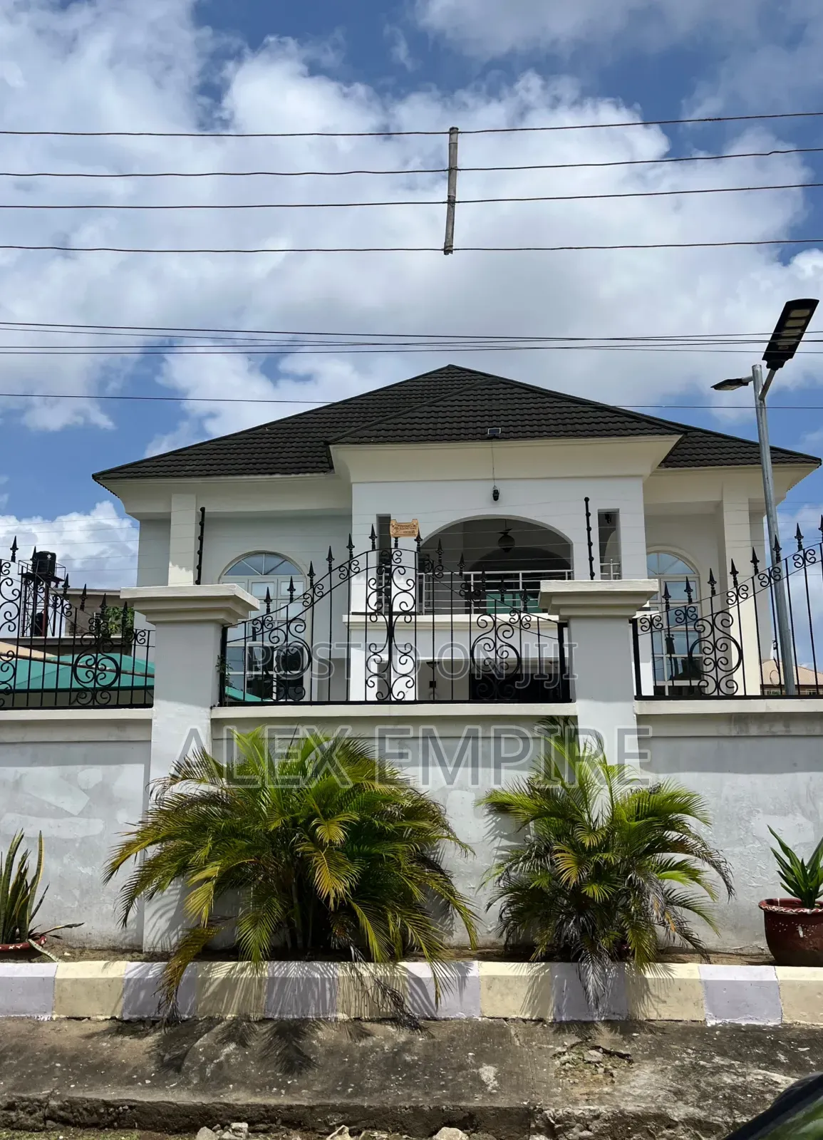 6bdrm Duplex in Festac for sale in Festac