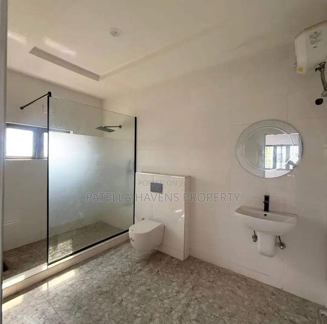 6bdrm Duplex in Guzape District for sale in Guzape District