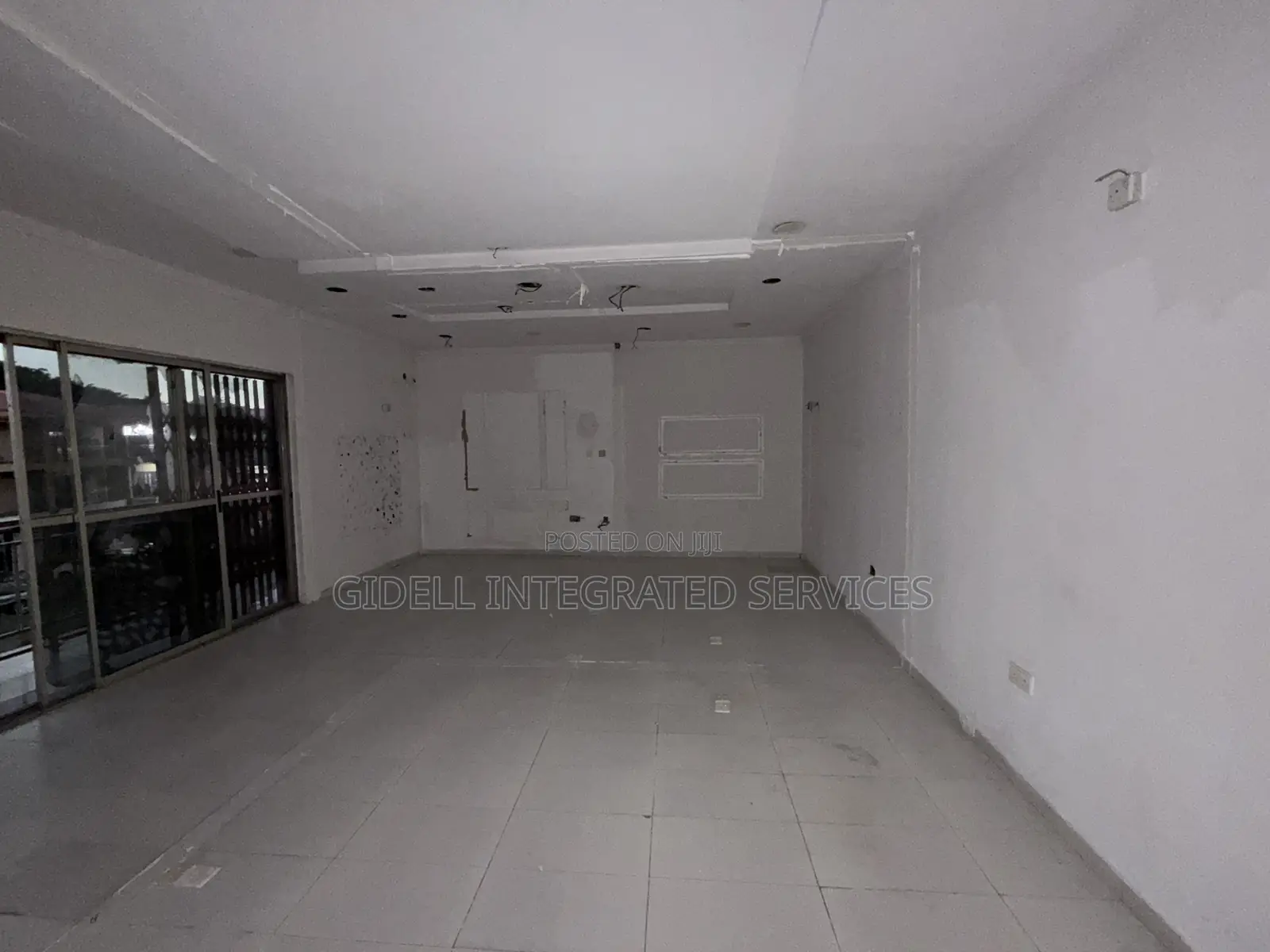 Office / Shop Space on the Second Floor in a Strategic Location in Wuse 2